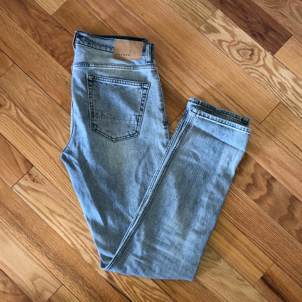 PacSun straight leg jeans (32x34)